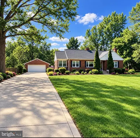 Undisclosed, Temple Hills, MD 20748