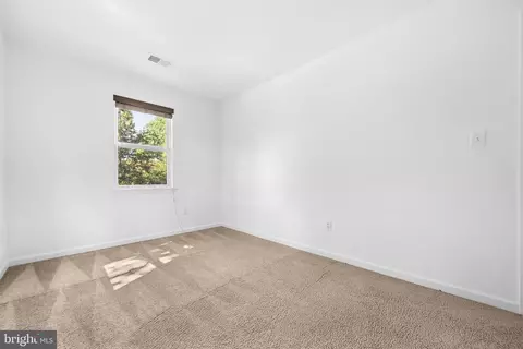 Bedroom - 4607 30th St, Mount Rainier, MD 20712 photo 2 of 4