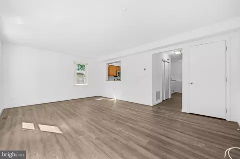 Living - 4607 30th St, Mount Rainier, MD 20712 photo 1 of 5