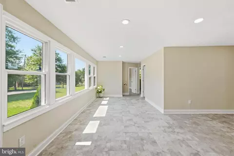 Entry Way - Undisclosed, Clinton, MD 20735 photo 2 of 7