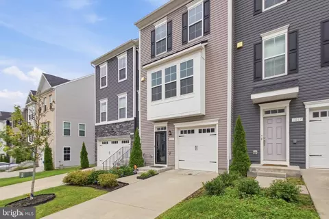 Exterior - 1015 High Point Trl, Laurel, MD 20707 photo 2 of 7