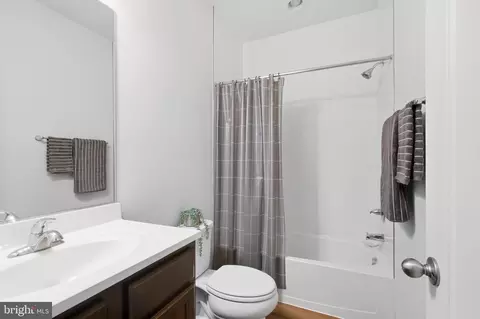 Entry Way - 1015 High Point Trl, Laurel, MD 20707 photo 15 of 15