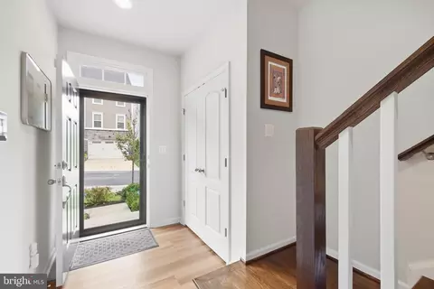 Entry Way - 1015 High Point Trl, Laurel, MD 20707 photo 2 of 15