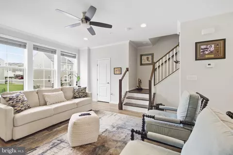 Entry Way - 1015 High Point Trl, Laurel, MD 20707 photo 11 of 15