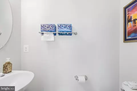 Entry Way - 1015 High Point Trl, Laurel, MD 20707 photo 6 of 15