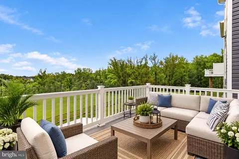 Exterior - 1015 High Point Trl, Laurel, MD 20707 photo 3 of 7