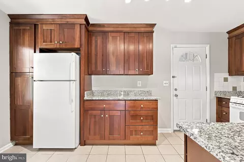 Kitchen - 8459 Imperial Dr #4-A, Laurel, MD 20708 photo 4 of 5
