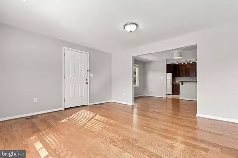 Living - 8459 Imperial Dr #4-A, Laurel, MD 20708 photo 4 of 7