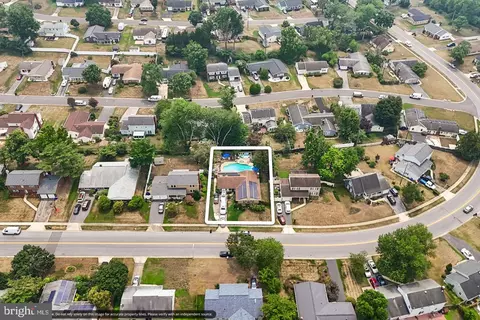View/Area - 15751 Pointer Ridge Dr, Bowie, MD 20716 photo 3 of 15