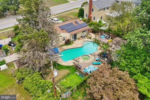 View/Area - 15751 Pointer Ridge Dr, Bowie, MD 20716 photo 12 of 15
