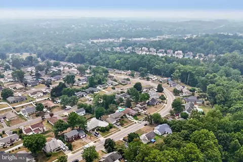 View/Area - 15751 Pointer Ridge Dr, Bowie, MD 20716 photo 4 of 15