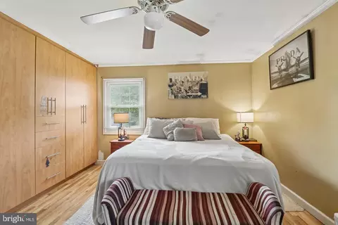 Bedroom - 15751 Pointer Ridge Dr, Bowie, MD 20716 photo 9 of 11
