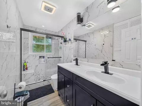 Bath - 111 Pepper Mill Dr, Capitol Heights, MD 20743 photo 1 of 6