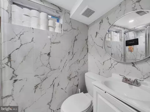 Bath - 111 Pepper Mill Dr, Capitol Heights, MD 20743 photo 5 of 6