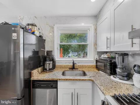 Kitchen - 111 Pepper Mill Dr, Capitol Heights, MD 20743 photo 3 of 4