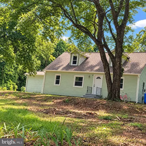 16905 Eagle Harbor Rd, Aquasco, MD 20608