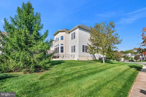 Exterior - 6315 Rory Ct, Lanham, MD 20706 photo 6 of 6
