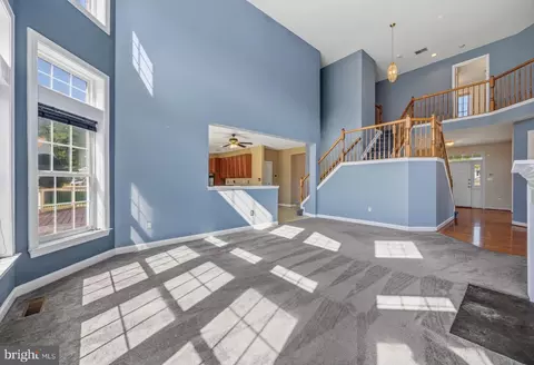 Living - 6315 Rory Ct, Lanham, MD 20706 photo 6 of 11