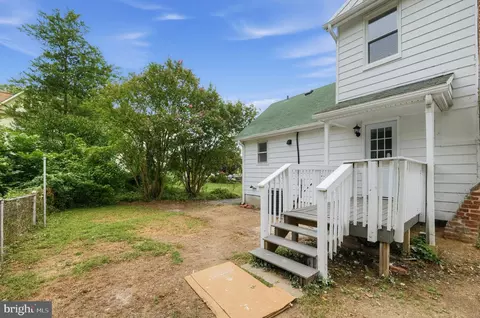 Exterior - 339 Laurel Ave, Laurel, MD 20707 photo 4 of 7