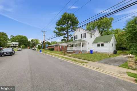 Exterior - 339 Laurel Ave, Laurel, MD 20707 photo 3 of 7