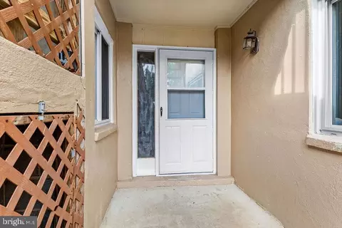 Exterior - 11322 Laurelwalk Dr #B-24, Laurel, MD 20708 photo 1 of 4