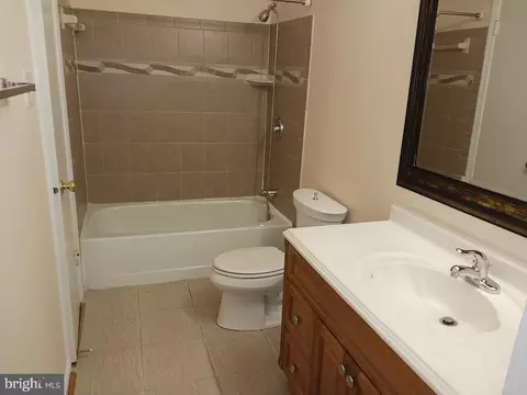 Bath - Undisclosed, Bowie, MD 20721 photo 1 of 2