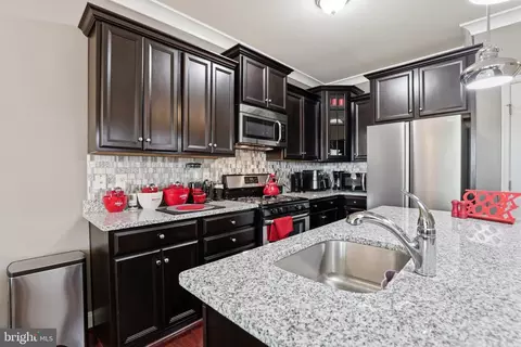 Kitchen - 9106 Ruby Lockhart Blvd #4, Lanham, MD 20706 photo 3 of 4