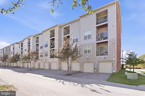 Exterior - 9106 Ruby Lockhart Blvd #4, Lanham, MD 20706 photo 1 of 3