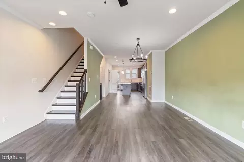 Entry Way - 4963 Vista Green Ln, Lanham, MD 20706 photo 5 of 15