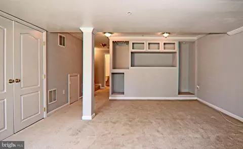 Living - 15425 Kennett Square Way, Brandywine, MD 20613 photo 3 of 3