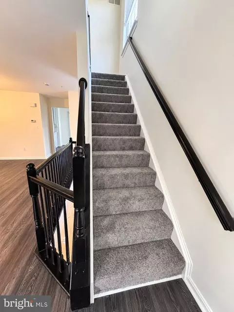 Entry Way - 6022 Cedar Post Dr, District Heights, MD 20747 photo 3 of 4