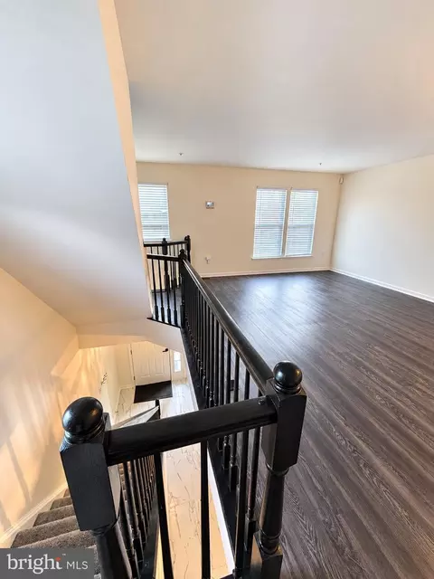 Entry Way - 6022 Cedar Post Dr, District Heights, MD 20747 photo 2 of 4