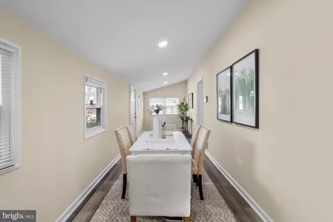 Entry Way - 3724 35th St, Mount Rainier, MD 20712 photo 4 of 10