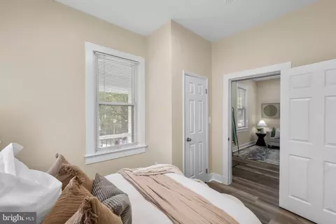 Bedroom - 3724 35th St, Mount Rainier, MD 20712 photo 4 of 4
