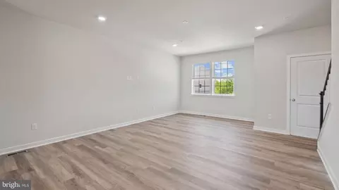 Living - 7546 Silver Thread Way, Brandywine, MD 20613 photo 1 of 1