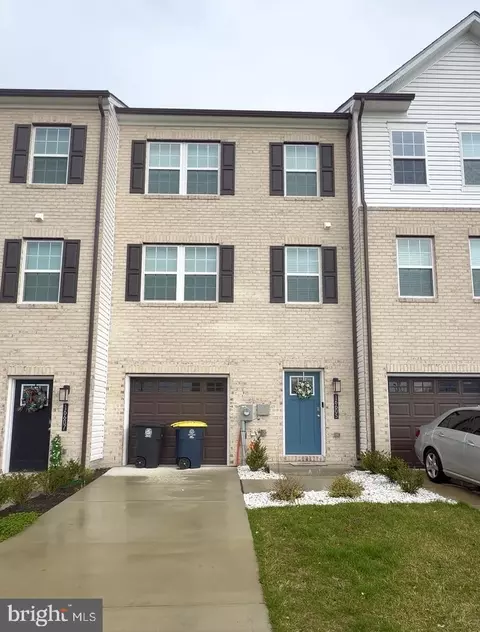 16605 Green Glade Dr, Brandywine, MD 20613