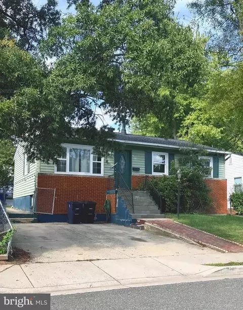 9204 5th St, Lanham, MD 20706