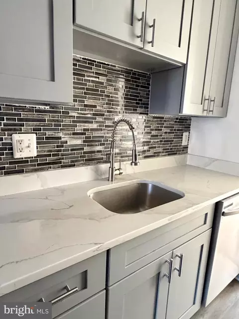 Kitchen - 8435 Snowden Oaks Pl, Laurel, MD 20708 photo 4 of 4