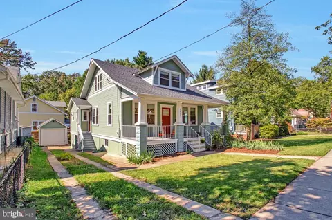 5602 40th Ave, Hyattsville, MD 20781
