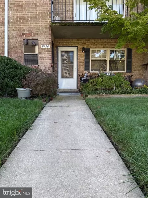 8120 Lakecrest Dr #8120, Greenbelt, MD 20770