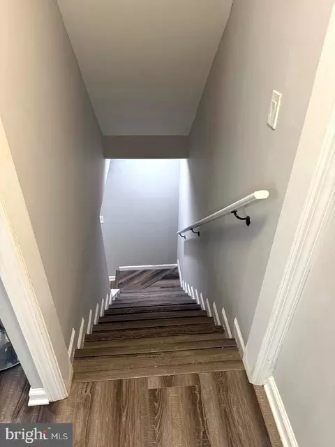 Entry Way - 925 Clovis Ave, Capitol Heights, MD 20743 photo 2 of 2