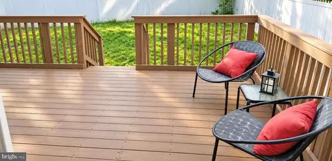 Exterior - 925 Clovis Ave, Capitol Heights, MD 20743 photo 2 of 3