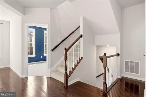 Entry Way - 9307 Geaton Park Pl, Lanham, MD 20706 photo 4 of 8