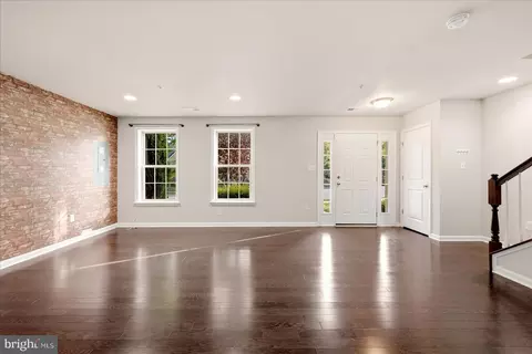 Living - 9307 Geaton Park Pl, Lanham, MD 20706 photo 7 of 8