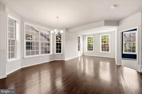 Living - 9307 Geaton Park Pl, Lanham, MD 20706 photo 4 of 8