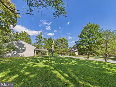 Exterior - 8317 Schultz Rd, Clinton, MD 20735 photo 10 of 15