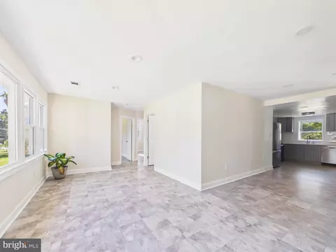 Entry Way - 8317 Schultz Rd, Clinton, MD 20735 photo 2 of 3