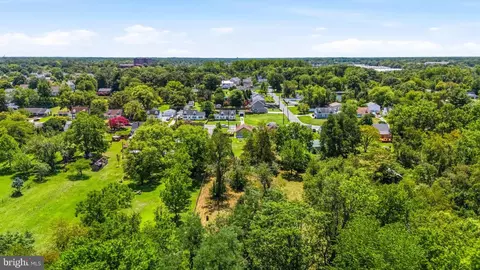 View/Area - 7002 E Clinton St, Clinton, MD 20735 photo 4 of 6
