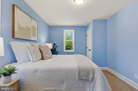 Bedroom - 7002 E Clinton St, Clinton, MD 20735 photo 4 of 6