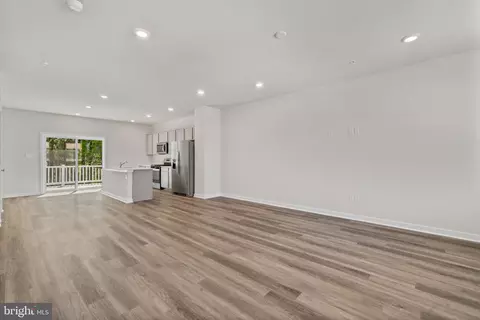 Entry Way - 15004 Sapmoss Ln, Brandywine, MD 20613 photo 2 of 14
